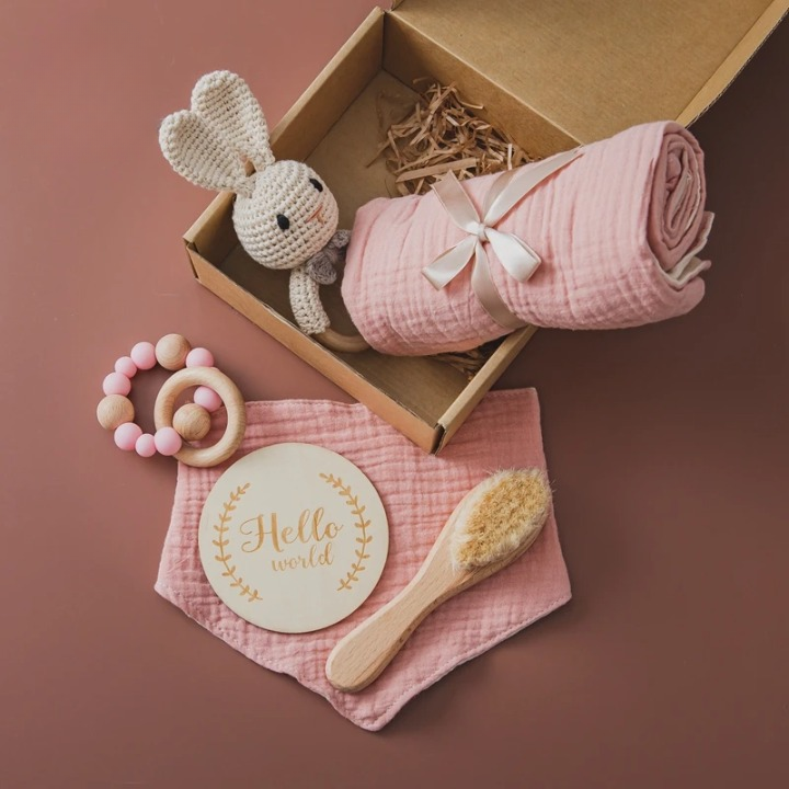 Cadeau Naissance de Style Coffret avec Plusieurs Objets