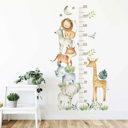 Déco Chambre Bébé Murale avec Animaux sur un mur blanc