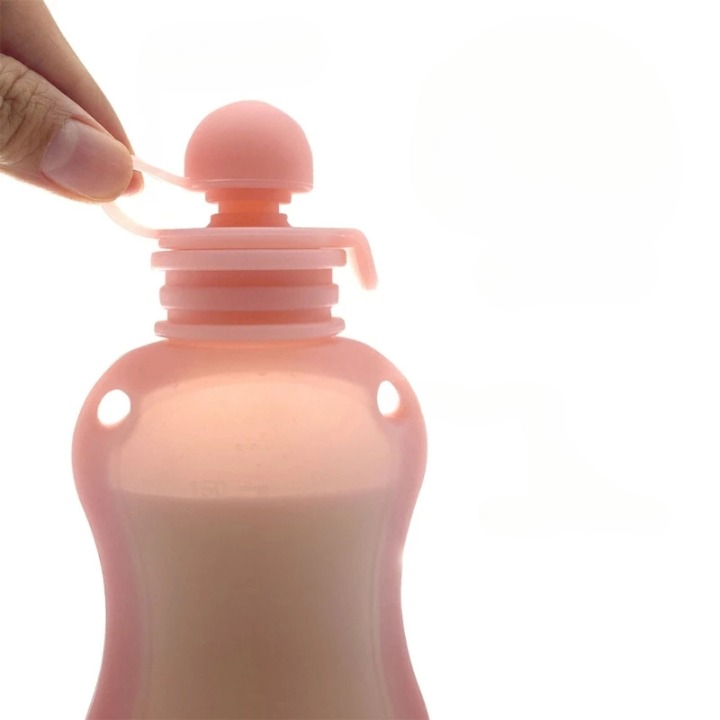 Gourde Réutilisable Bébé Rose en Silicone avec Bouchon