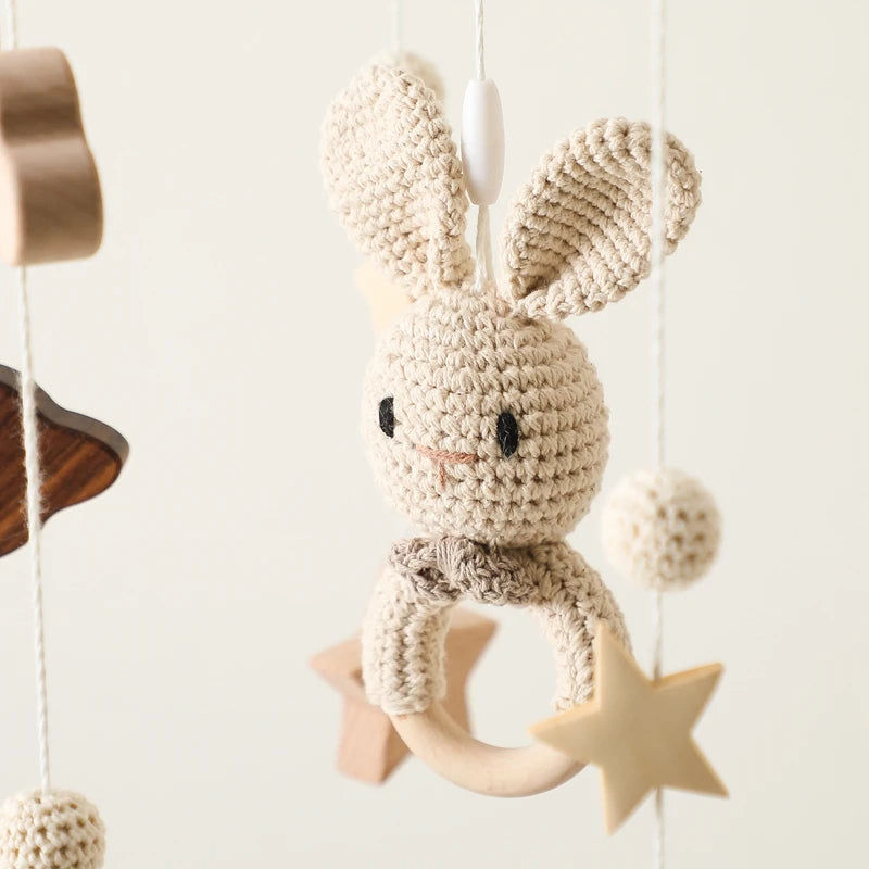 Mobile Bébé en Bois avec Lapin et Etoiles