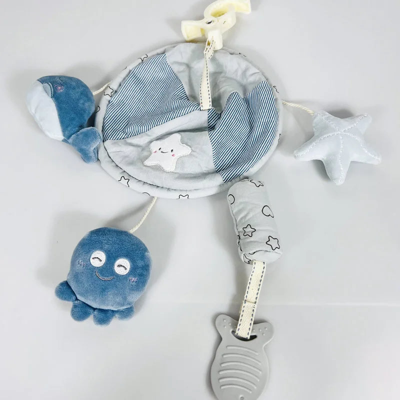 Mobile Bébé en Peluche avec Baleines